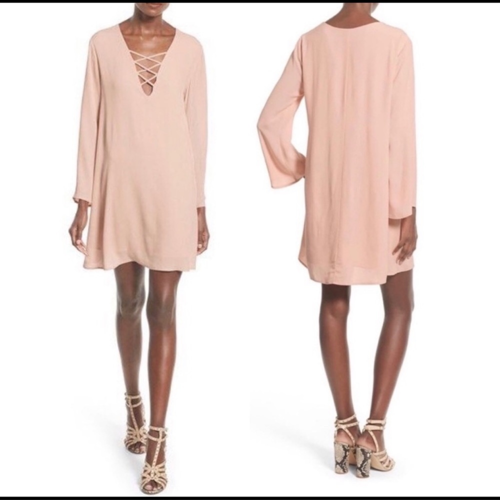 ASTR the labels criss cross V-neck dress size M